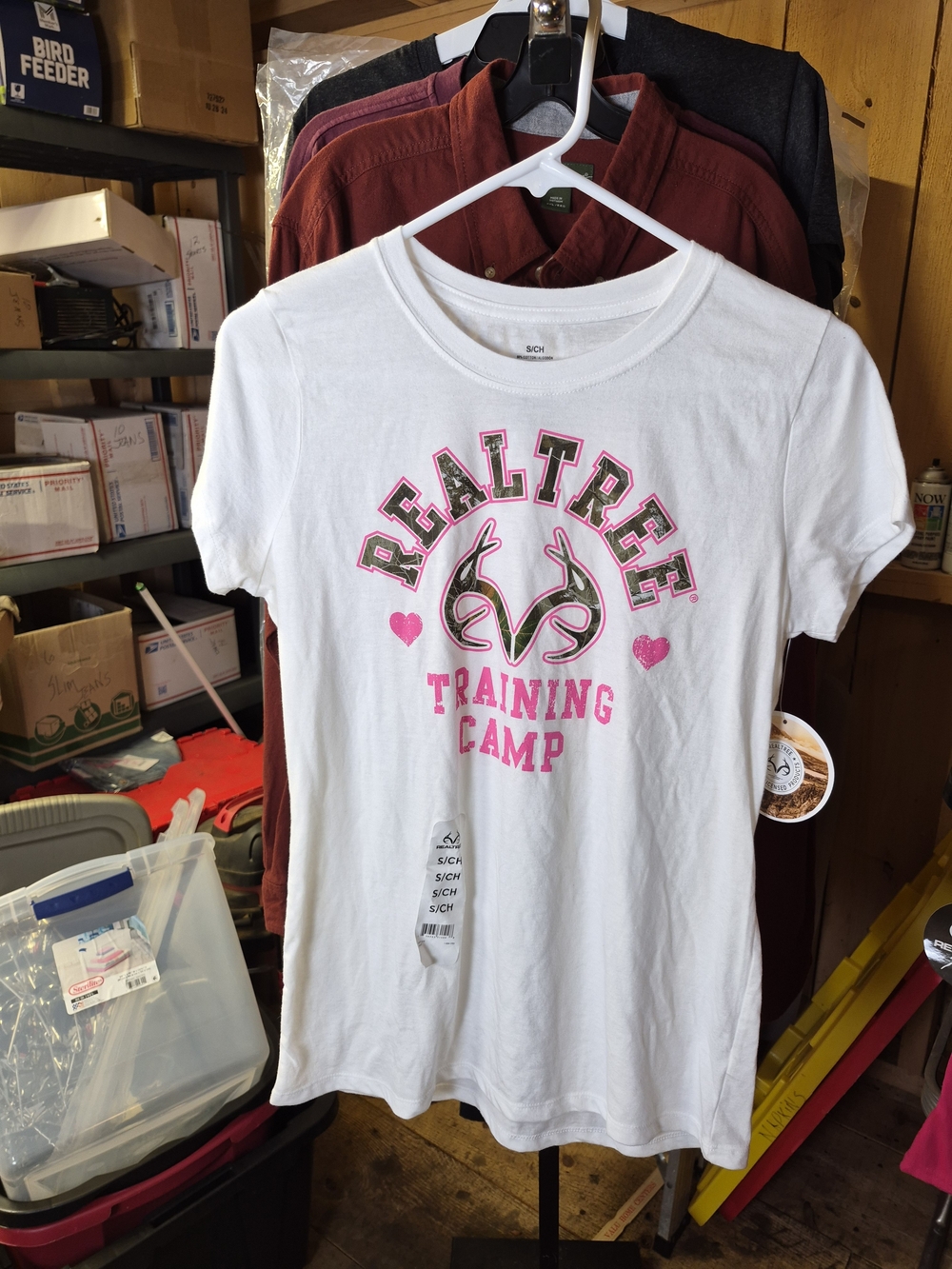 Realtree White Short Sleeve Tee with Pink and Brown Graphic Bin 55